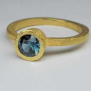 Deep Blue Montana Sapphire 18K Gold Bezel Ring